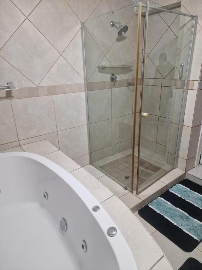Pinto City Motel Kempton Park Kültér fotó
